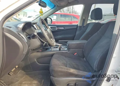 2016 Nissan Pathfinder S z USA, uszkodzony, nr VIN 5N1AR2MM6GC623341